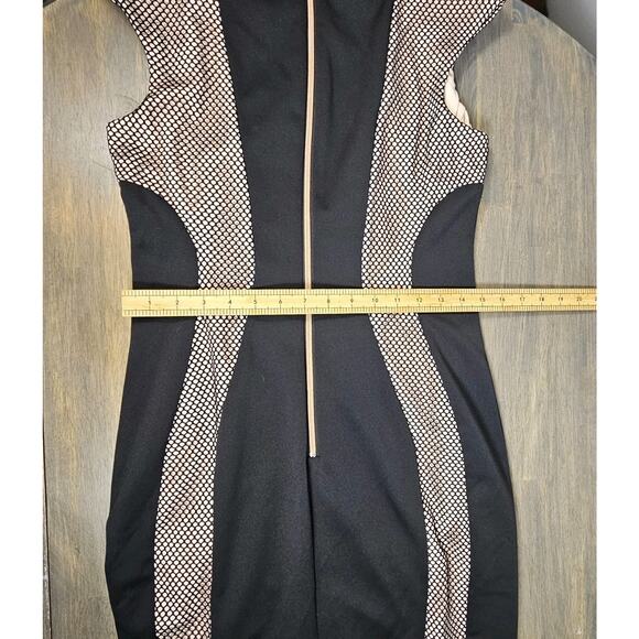 JAX Women Bodycon Black Dress Lined Cap Sleeve Size 6 Decorative Mesh - Picture 7 of 7